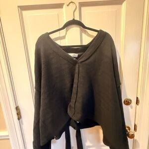 NWOT Free People Beach Black V-Neck Oversized Sweatshirt